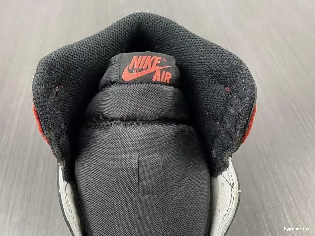 HYPE 555088-112 OG Jordan 1 Red' Air High Retro 'Track 0323